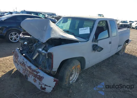 1997 GMC Sierra 1500 Sl Wideside из США, поврежденный, VIN 2GDEC19R0V1514278